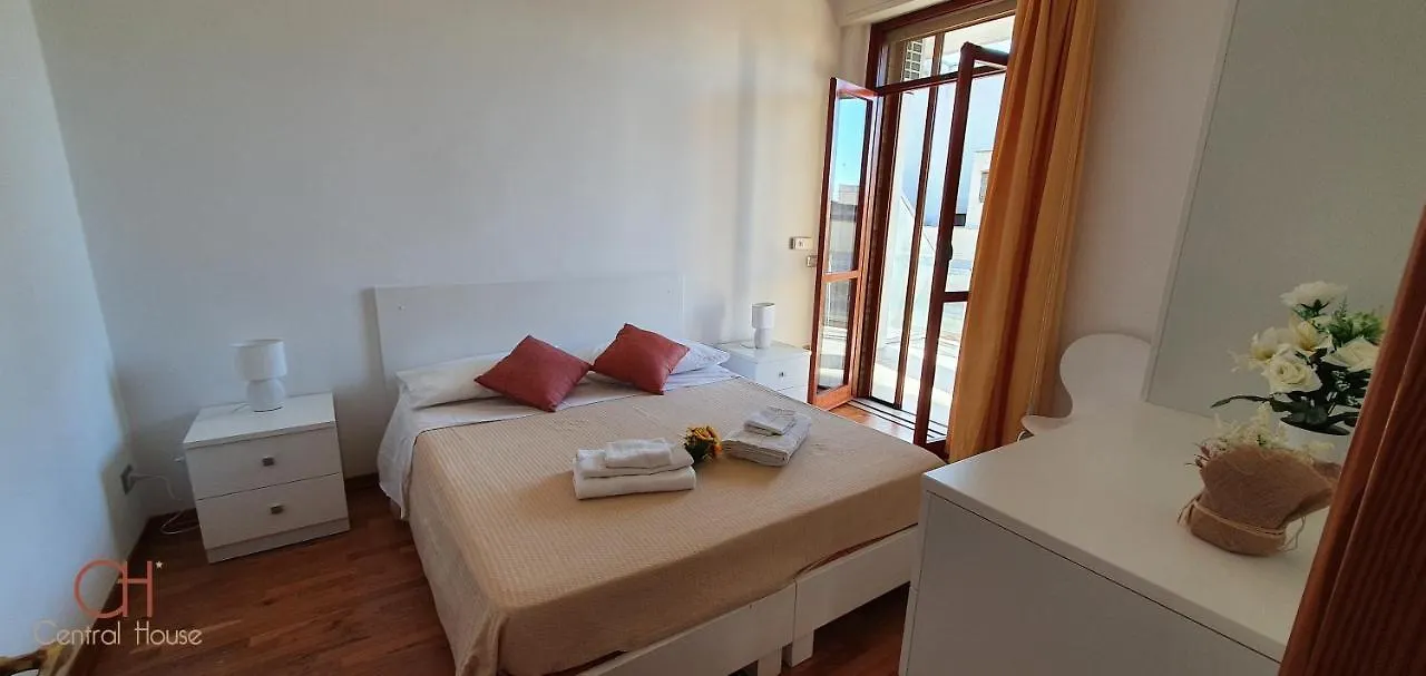 شقة Central House ليتشي