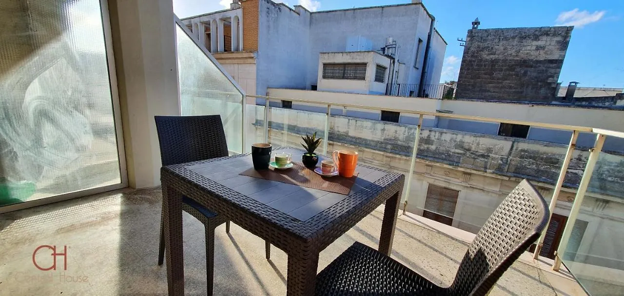Central House Lecce